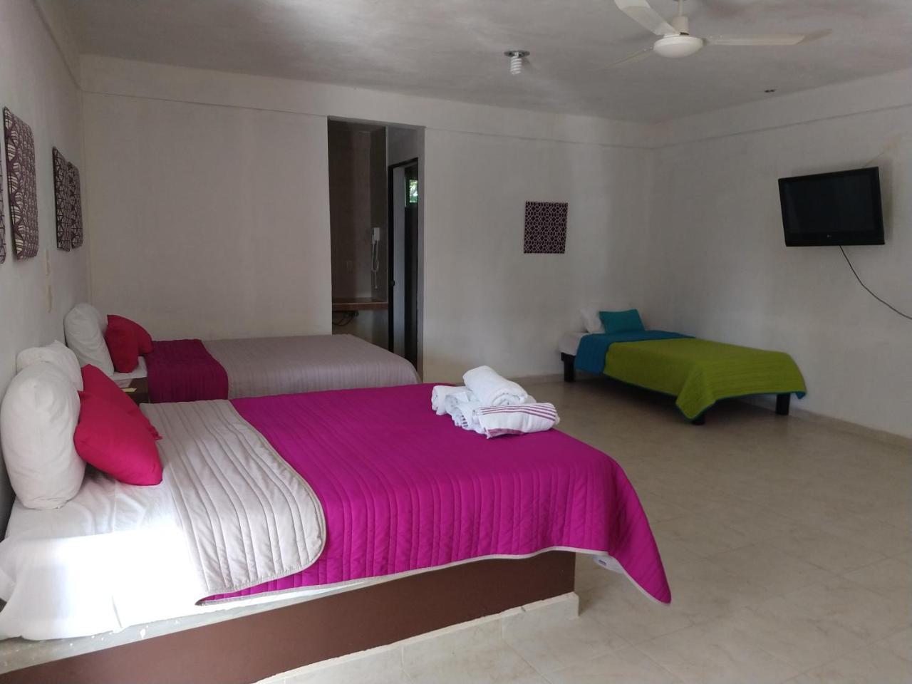 Hotel Espana Chetumal Exterior photo