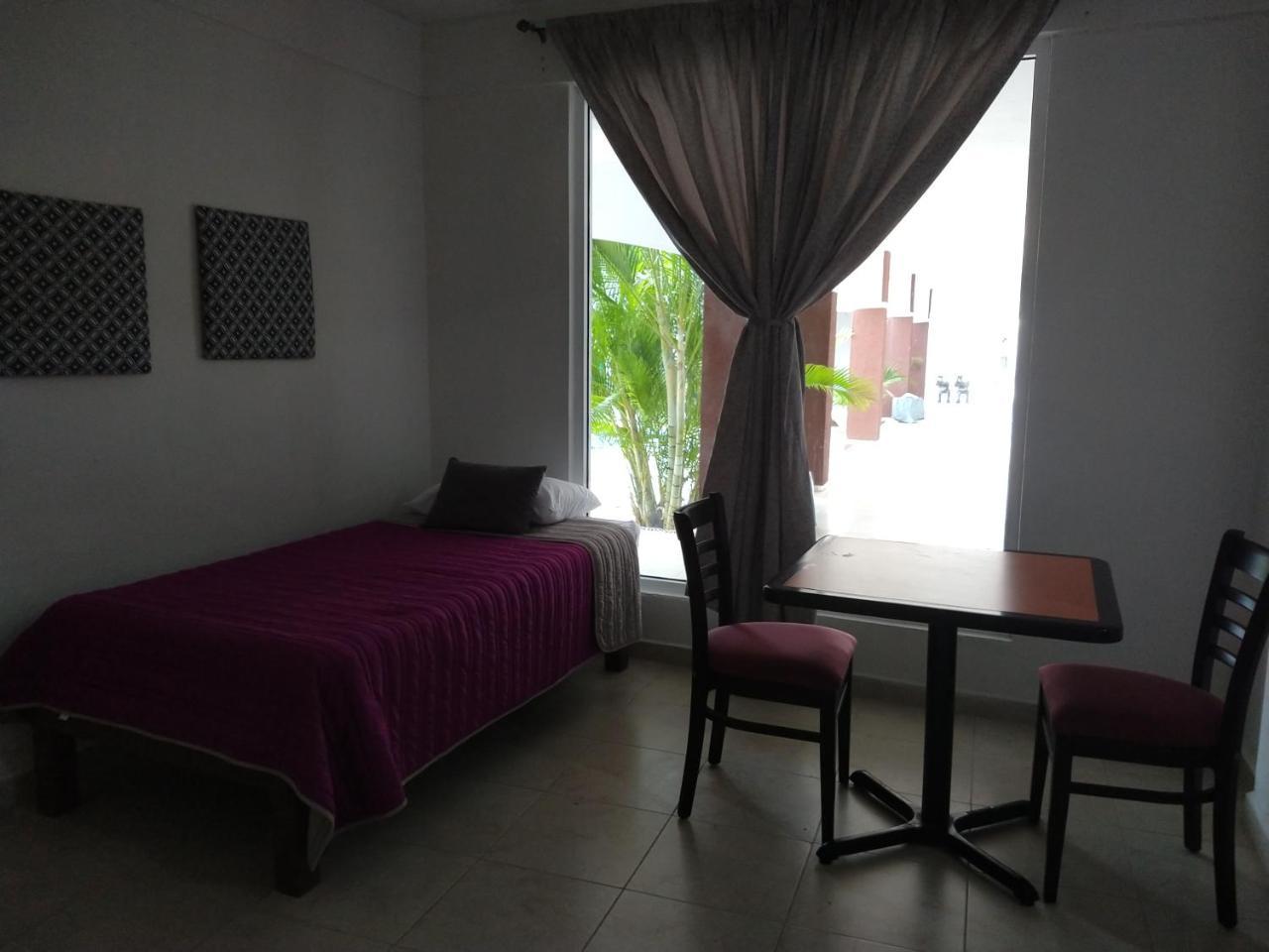 Hotel Espana Chetumal Exterior photo